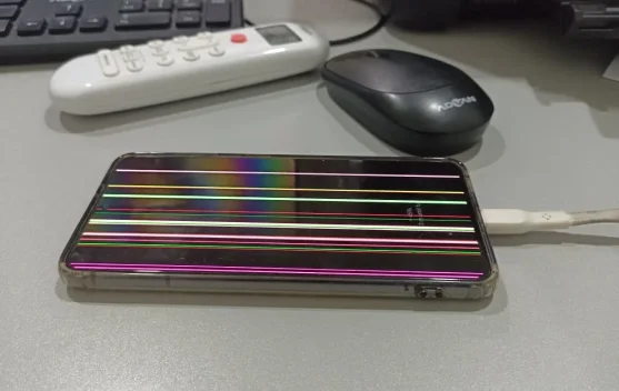 Hindari Kebiasaan Ini, Begini Cara Menjaga Layar HP Android Tetap Prima ...