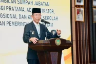 Amsakar Ancam Pegawai Pemko Batam yang Nongkrong di Kedai Kopi Saat Jam Kerja