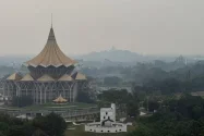 Kabut Asap Memburuk, Sarawak Tutup 591 Sekolah