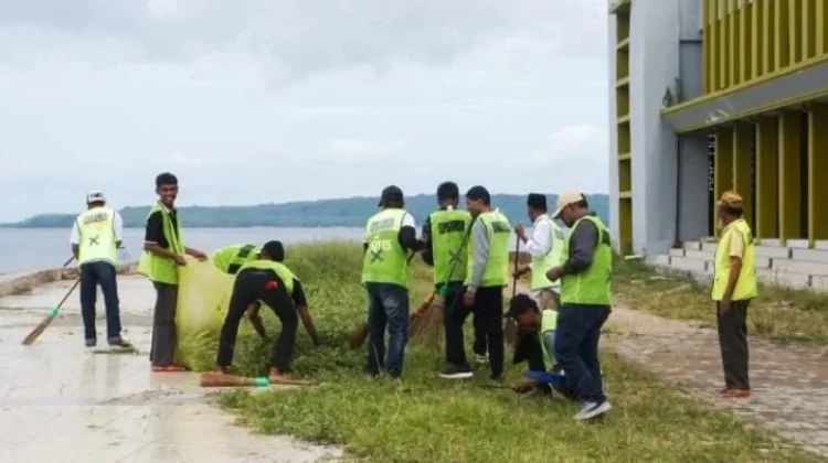 Bapas Baubau Aksi Sosial Bersihkan Lingkungan Islamic Center