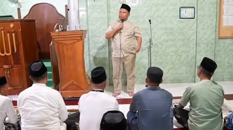 Safari Ramadan di Sampolawa, Bupati Adios Ingatkan Pererat Kebersamaan