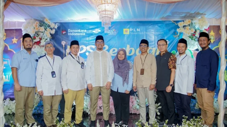 Direktur PLN NPS Safari Ramadan di PLTMG Baubau