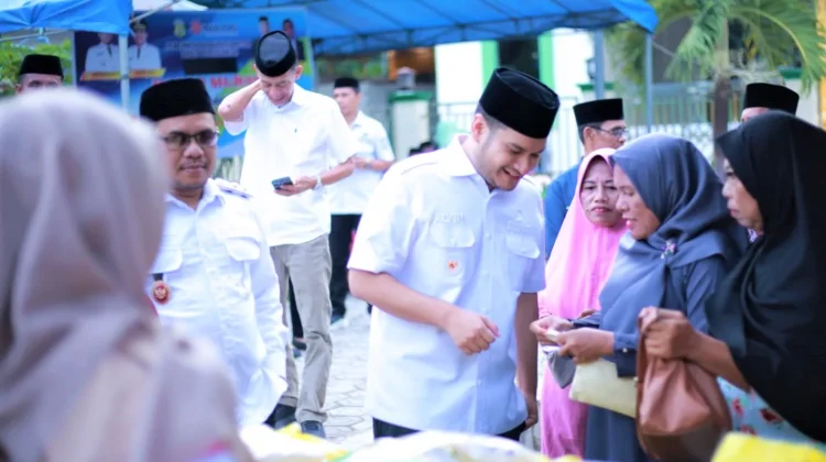 Bupati Buton Buka Pasar Murah di Wasuemba