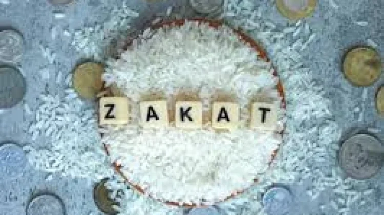 Zakat Fitrah Uang atau Beras, Ini Penjelasannya