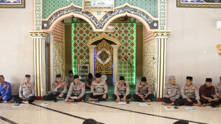 Perkuat Spiritualitas Polres Baubau Gelar Binrohtal Pasca Lebaran