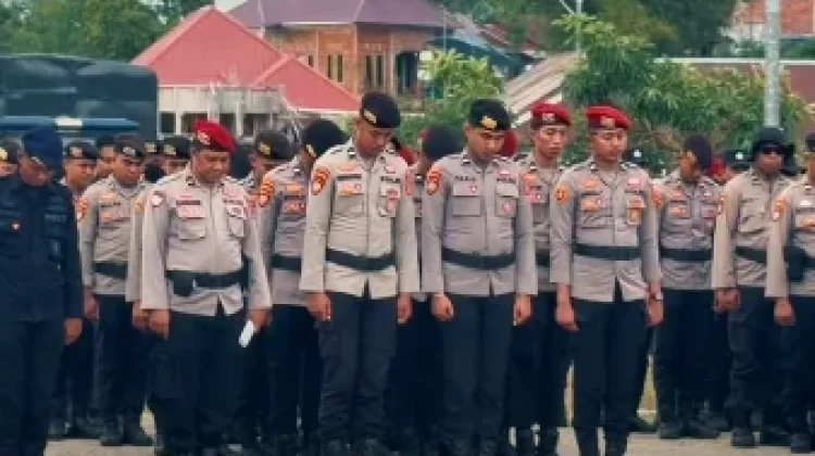 Ratusan Personel Gabungan Amankan Pesta Adat Kande-Kandea di Tolandona