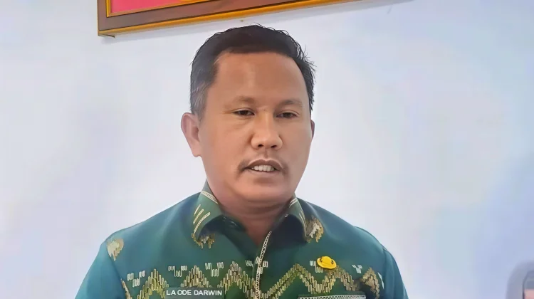 Bupati Darwin Dorong Pembukaan Rute Penerbangan menuju Sorong