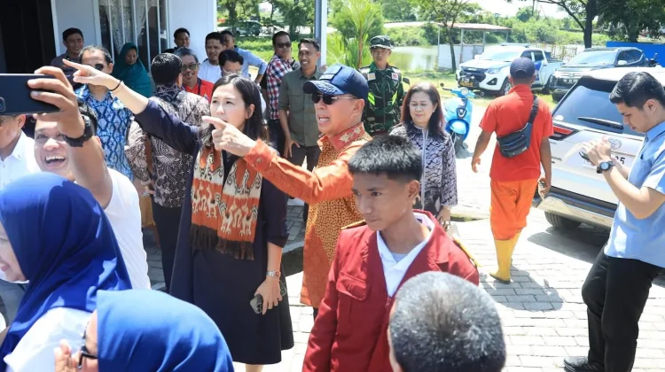 Gubernur Sultra Targetkan 400 Rumah Layak Huni, Studi Model di Makassar
