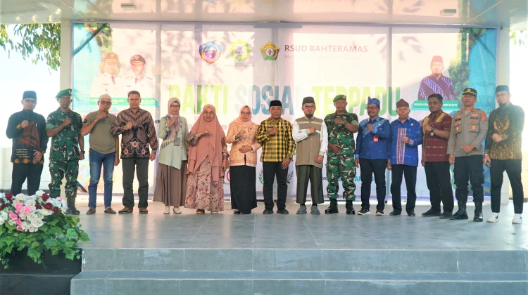 Pemkab Busel Bakti Sosial Bersama Yayasan Sahabat Muadz Indonesia