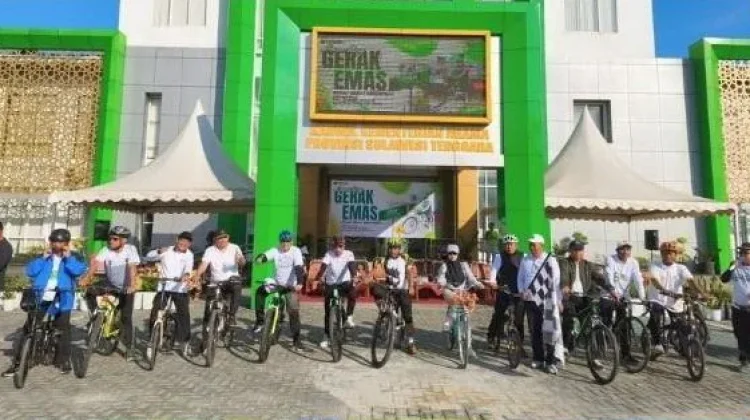 Kakanwil Kemenag Sultra Melaunching Gerakan Kamis Bersepeda