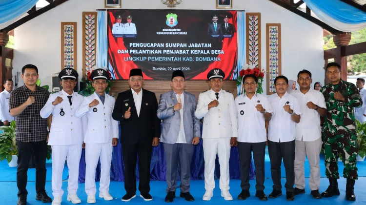 Bupati Bombana Lantik Tiga Pj Kepala Desa