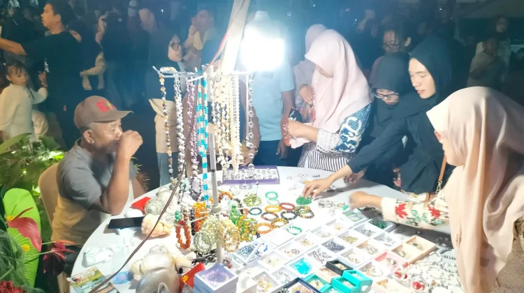Stan Baubau Diminati Pengunjung Pameran Harmoni Sultra 2026