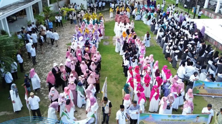 Pawai Ta’aruf Meriah Tandai Pembukaan MTQ Ke-VI Buton Tengah 2026
