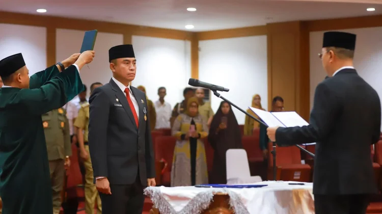 Gubernur Sultra Lantik Muhammad Fadlansyah sebagai Penjabat Sekda