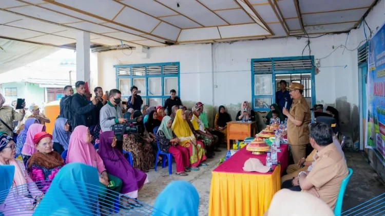 Bupati Buton Tengah Serap Aspirasi Warga Talaga Raya