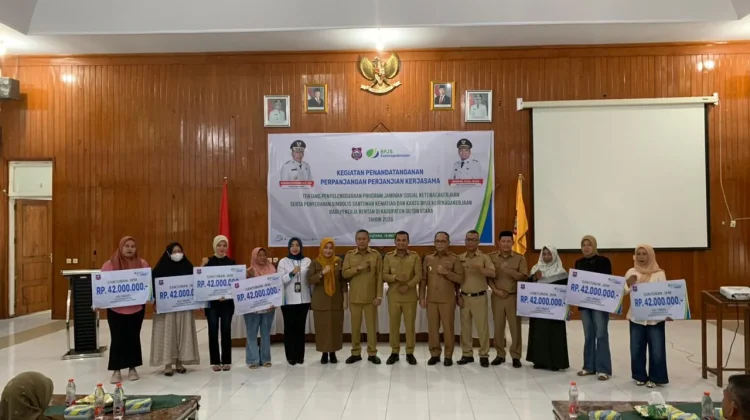 Pemkab Butur Perpanjang Kerja Sama Jamsostek Lindungi Ribuan Pekerja