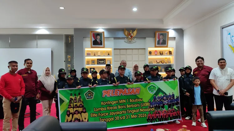 Wali Kota Baubau Lepas Pasukan Elite MIN 1 ke Jakarta