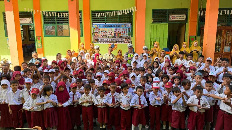 Sat Lantas Polres Baubau Edukasi Pelajar Tertib Lalu Lintas