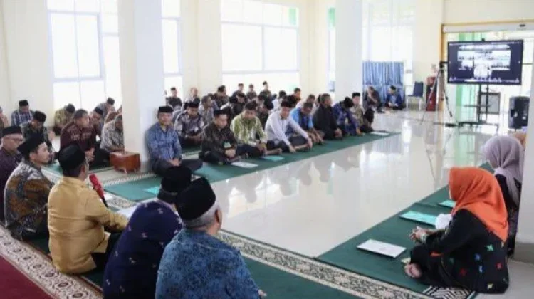 Kakanwil Kemenag Sultra Ajak ASN Tingkatkan Pengorbanan