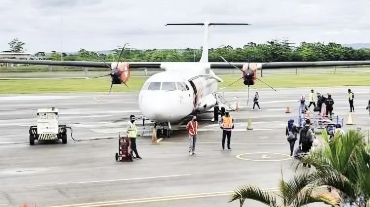 BPS Catat Penurunan Penumpang dan Bagasi Udara di Baubau