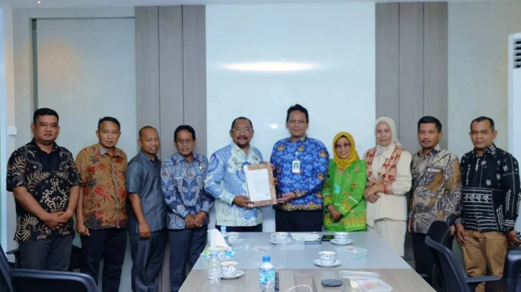 Bupati Bombana Perjuangkan Perubahan Status Kawasan Hutan