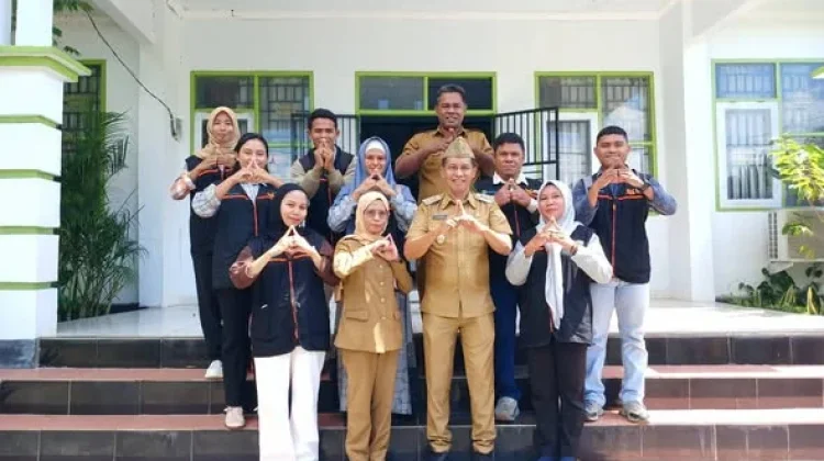 Tekankan Profesionalisme, Camat Bungi Lepas Petugas Sensus Ekonomi 2026