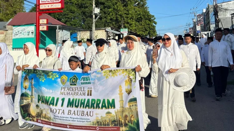 Ribuan Warga Meriahkan Pawai Damai Muharram di Baubau