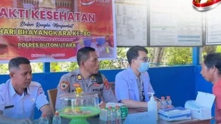 Polres Butur Beri Layanan Kesehatan Warga Desa Rombo