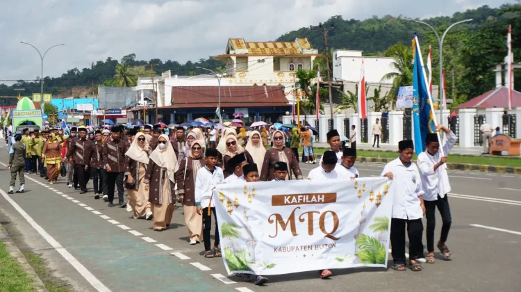 Pemkab Buton Semarakkan Pawai Ta’aruf dan Mobil Hias MTQ Sultra