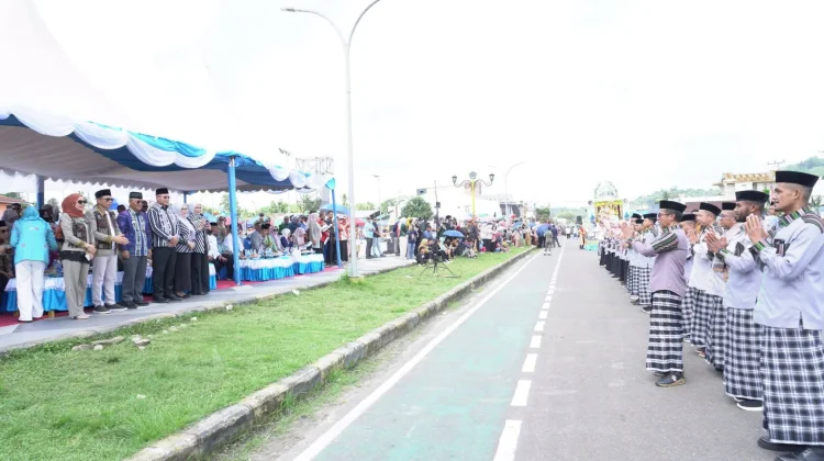 Wali Kota dan Wawali Baubau Beri Semangat Kafilah MTQ Sultra