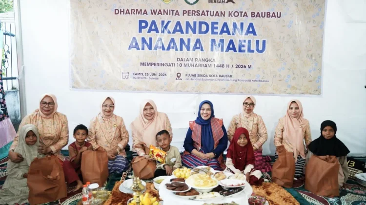 Pekandeana Anaana Maelu, DWP Baubau Rawat Tradisi dan Kepedulian Sosial
