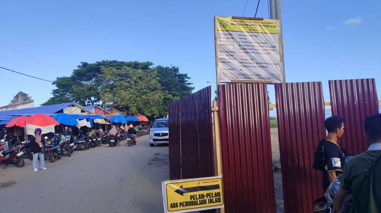 Kawasan Tepi Laut Pasar Wameo Ditata, Bangunan Liar Ditertibkan
