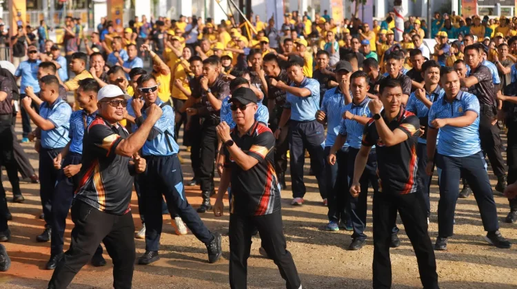 Akhir Pekan Bersama Warga, Gubernur Sultra Dorong Hidup Sehat dan Kebersamaan