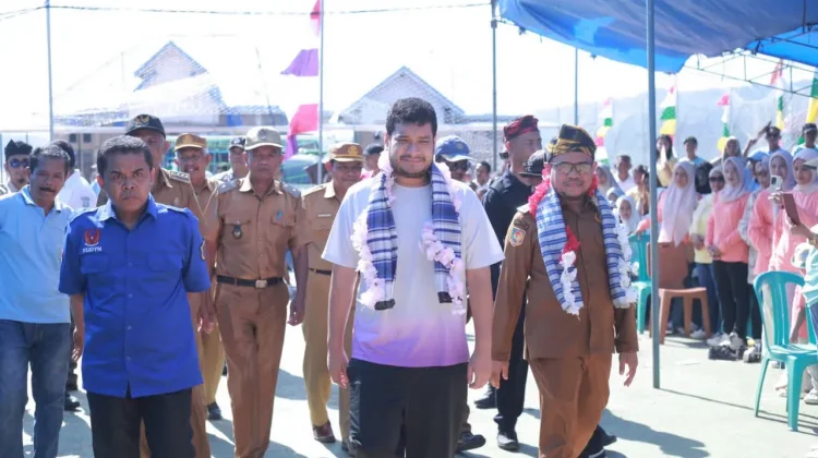 Momentum HUT Desa Lambusango Timur, Bupati Silaturahmi dengan Warga