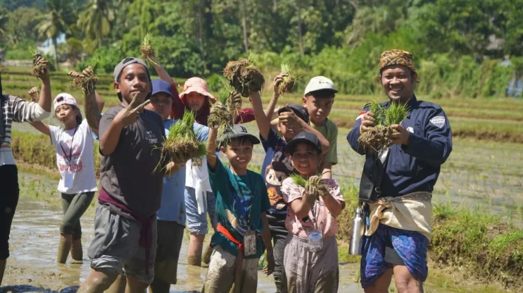 Edu Field Trip 2026, Pelajar Baubau Belajar Budaya hingga Menanam