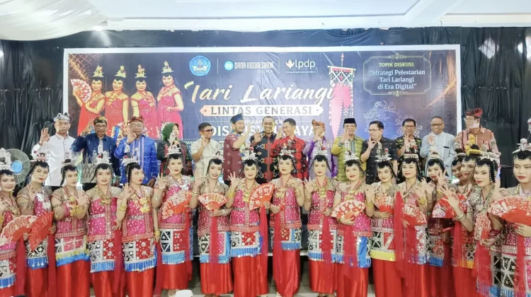 Bupati Buton Ajak Masyarakat Lestarikan Tari Lariangi sebagai Warisan Budaya