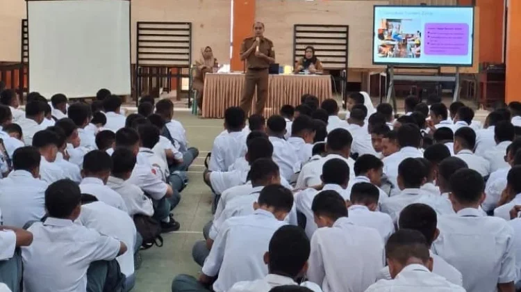 SMKN 2 Baubau Bekali 346 Siswa Baru dengan Etika dan Keamanan Digital