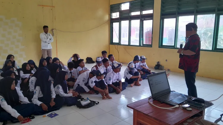Klien Bapas Baubau jadi Duta Konservasi di SMP Satu Atap Melai One