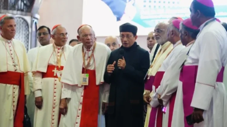 Sebanyak 120 Uskup Gereja Asia Kunjungi Terowongan Silaturahim