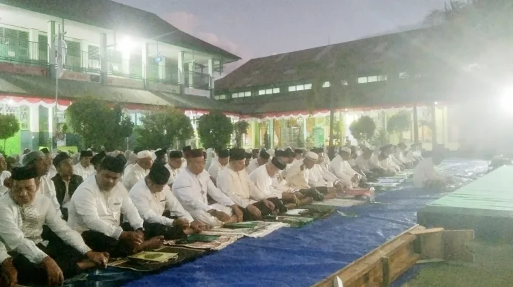 Kemenag Baubau Gelar Zikir Kebangsaan Sambut HUT ke-81 RI