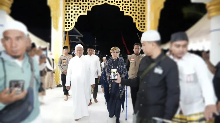 Safari Dakwah, Pemkab Busel Siap Dukung Pembangunan Pesantren Buya Yahya