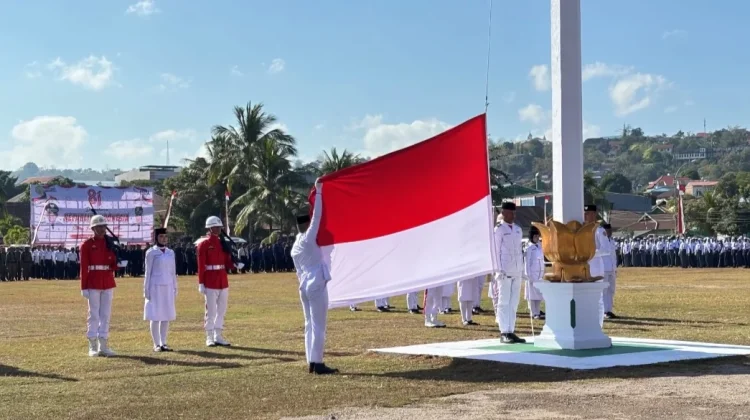Paskibraka Baubau Sukses Kibarkan Merah Putih di HUT RI ke-81