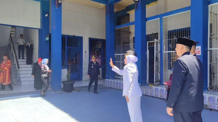 Kunjungi Blok Hunian Lapas Baubau, Wawali Sapa dan Motivasi Warga Binaan