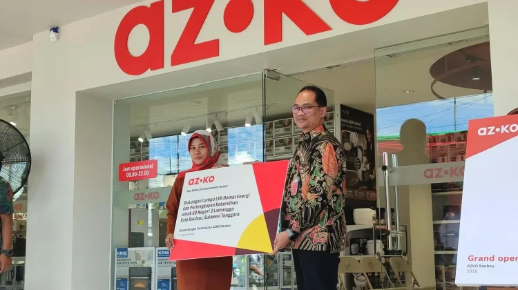 Dukung Sekolah Bersih AZKO Baubau Salurkan Bantuan ke SDN 3 Lamangga