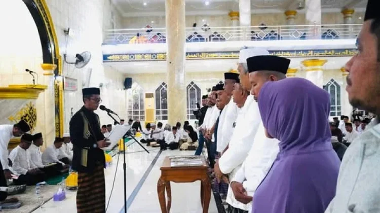 Sekda Baubau Ajak Masyarakat Jadikan Maulid Nabi Momentum Perkuat Ukhuwah