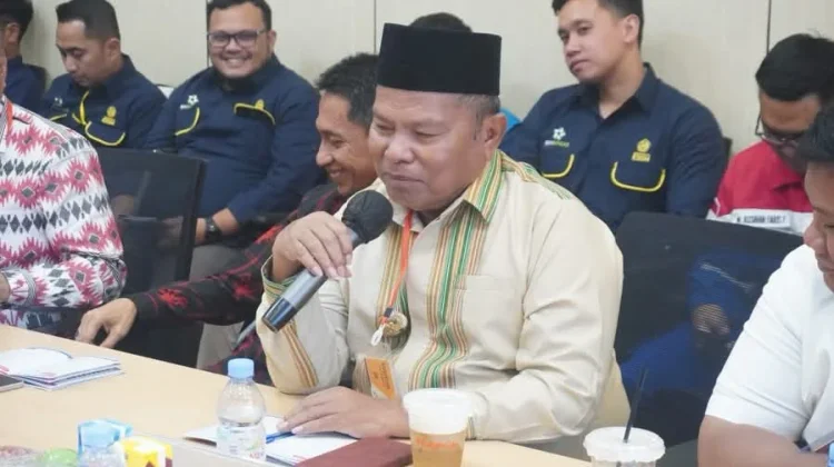 Bupati Busel Usul SPBU Terapung Permudah Nelayan Dapat BBM