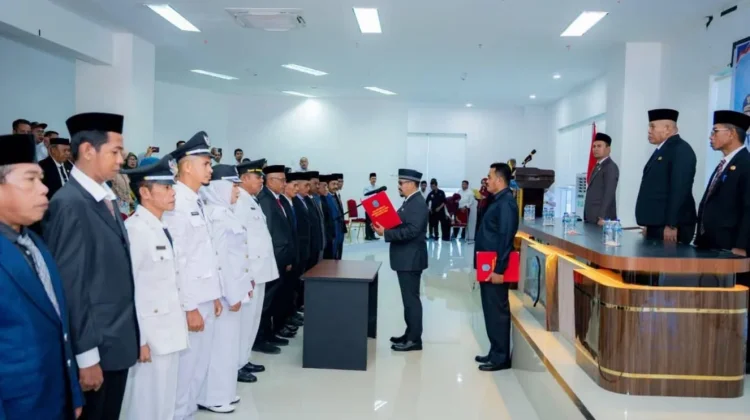 Bupati Buton Tengah Lantik Pj Sekda dan 16 Pejabat