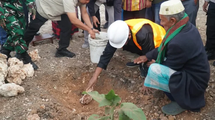 Peletakan Batu Pertama KNMP, Adios: Jadi Penggerak Ekonomi Nelayan Buton Selatan