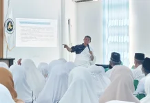 Kakanwil Kemenhaj Sultra Beri Penguatan Manasik Haji Baubau
