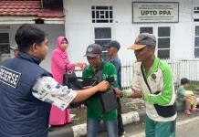 Sat Reskrim Polres Baubau Berbagi Takjil di Wolio